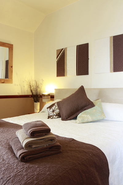 royal_oak_inn_bowness_on_windermere_bedroom.jpg