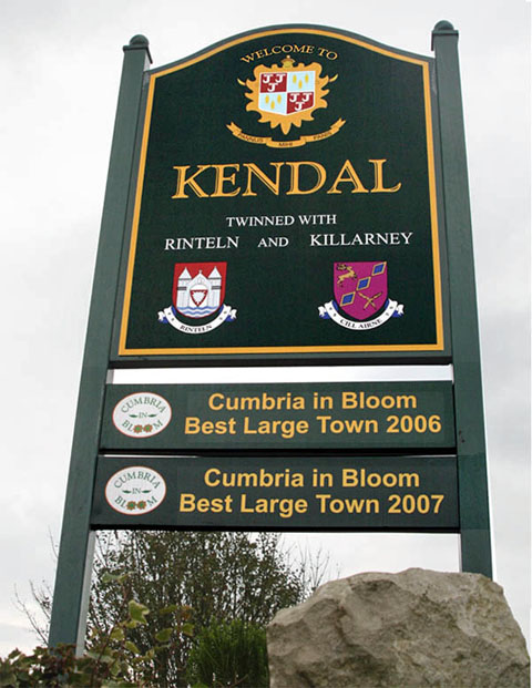 welcome to kendal sign